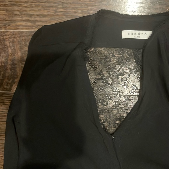 Sandro floral mesh blouse, lace back detailing size 1 - Picture 4 of 4